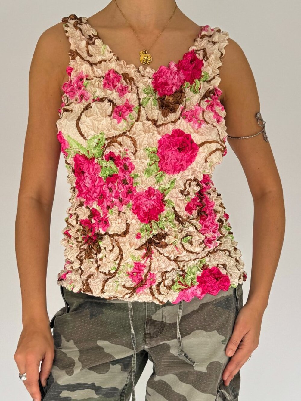 90s Y2K vintage colorful pink floral print popcorn bubble sleeveless tank top